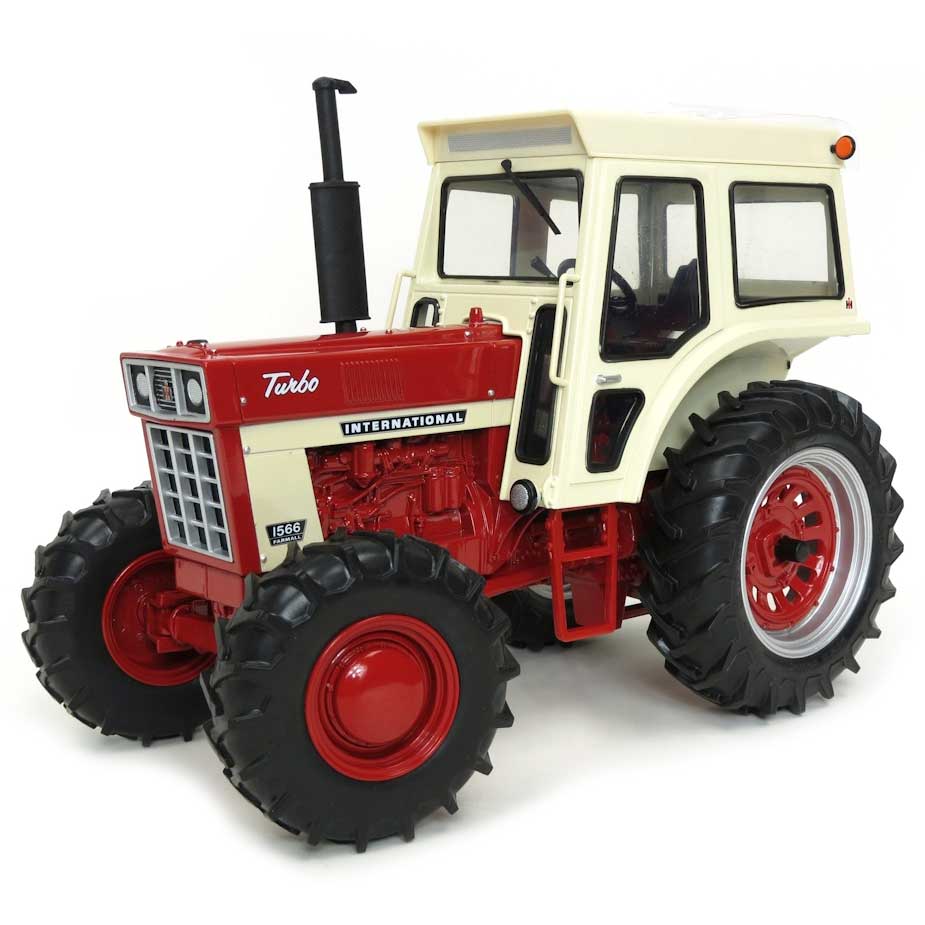 1/16 International Harvester 1566 Tractor with Cab & MFD by ERTL, 2012 National Farm Toy Museum