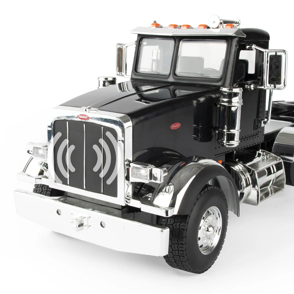 1/16 Big Roads Black Peterbilt Model 367 Semi Truck with Grain Trailer and Lights & Sounds - Image 9