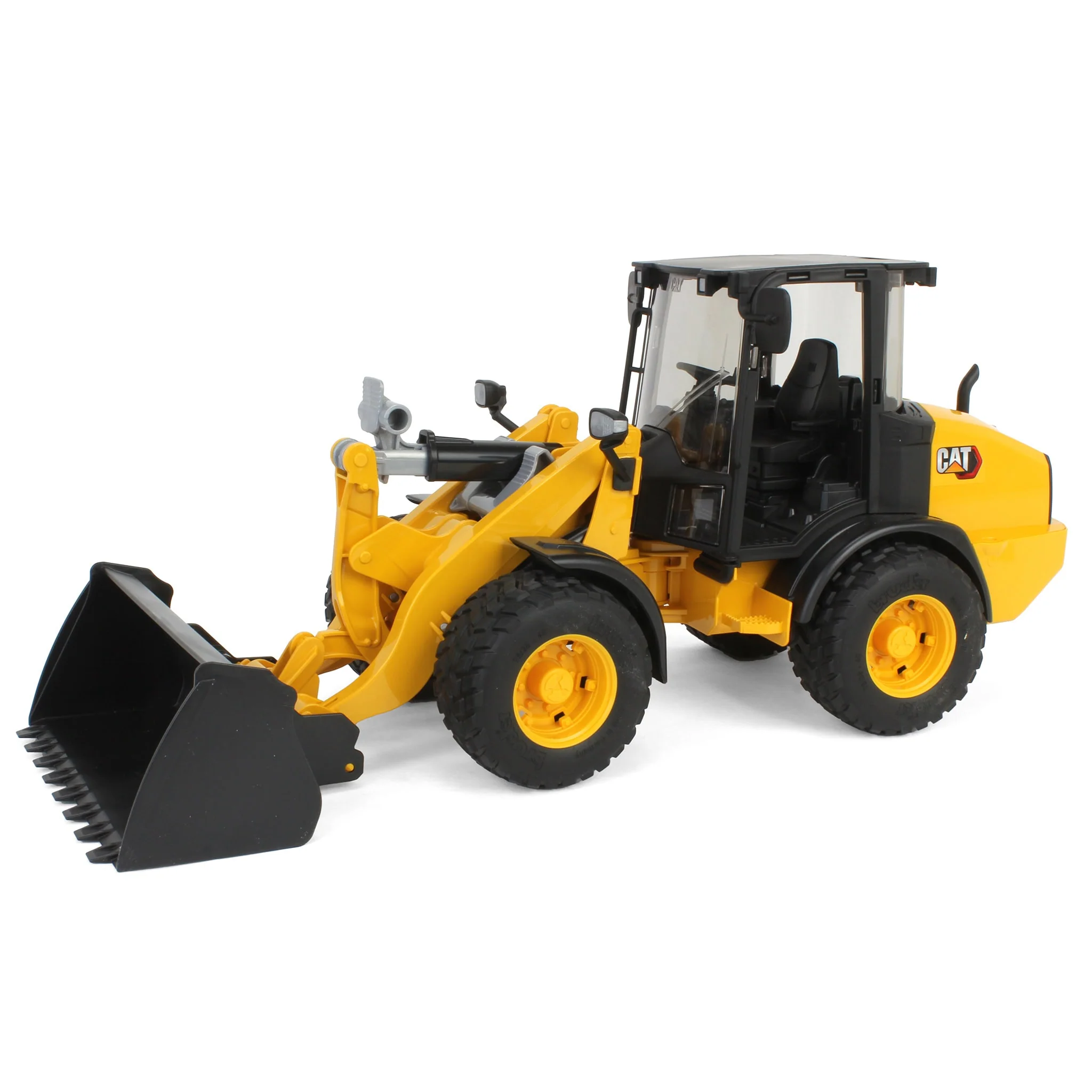 1/16 CAT Wheel Loader by Bruder