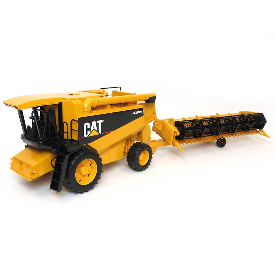 1/20 Caterpillar Lexion Combine with Transport by Bruder - Image 2
