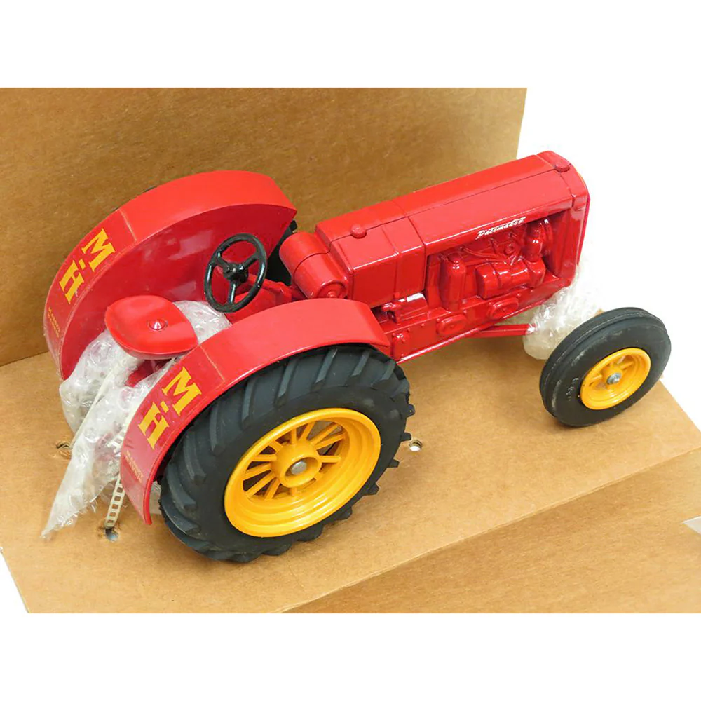 (B&D) 1/16 Massey Harris Pacemaker Tractor by SpecCast - Displayed, Damaged Item - Image 3