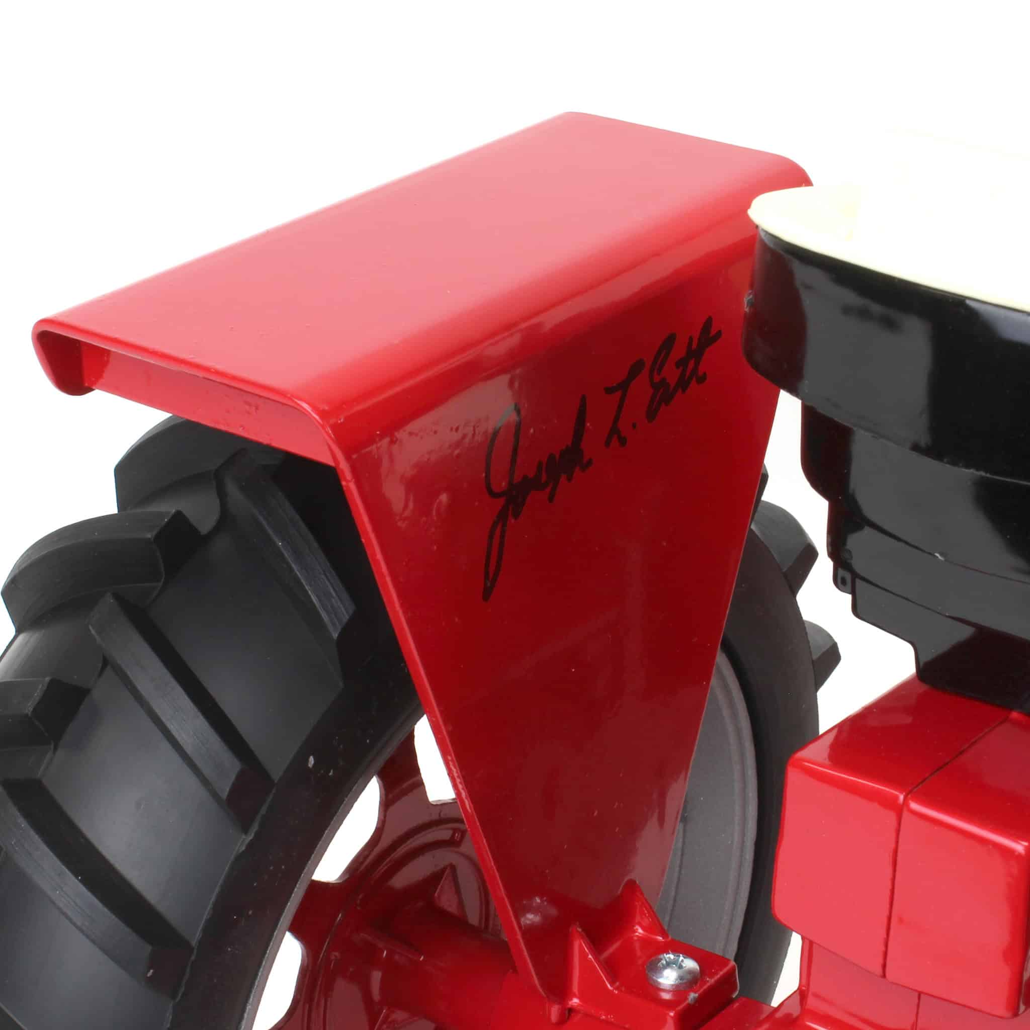 Signed Version ~ 1/8 International Harvester Hydro 100 Tractor with Wide Front & Rear Fenders by Scale Models - Image 6